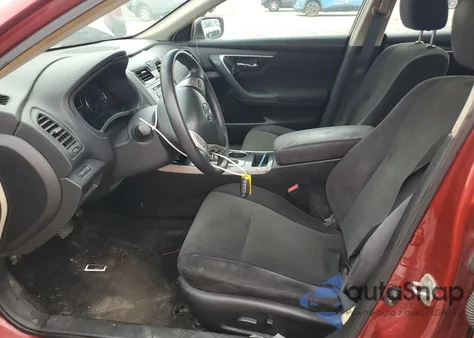 2013 Nissan Altima 2.5 из США, поврежденный, VIN 1N4AL3AP1DC207600